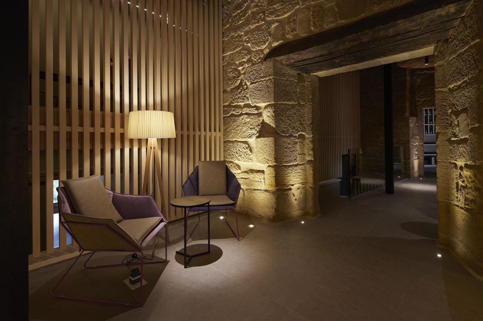 Vista Lobby Palacio Tondon, La Rioja Brinas
