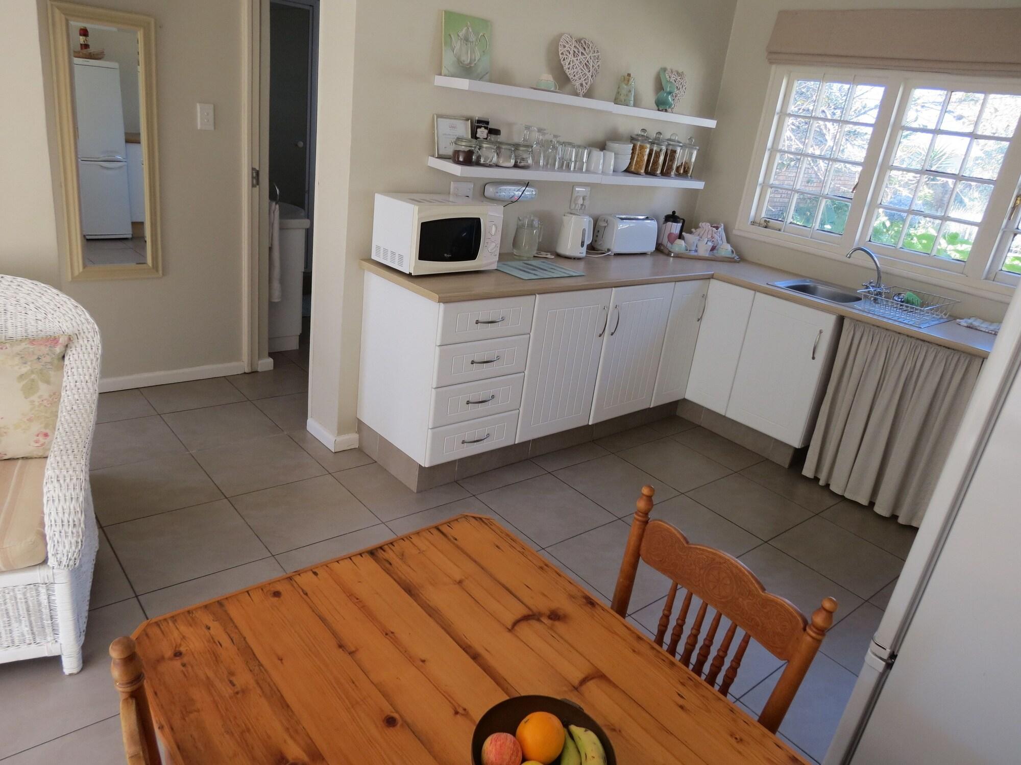 Vista Lobby AppleBee Guest Cottages