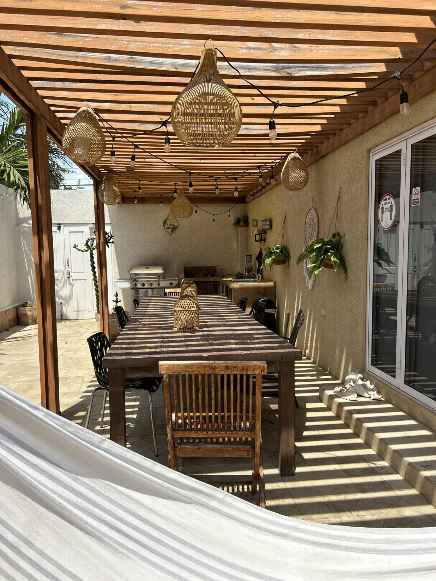 Vista Exterior Arubas Bakval Suites