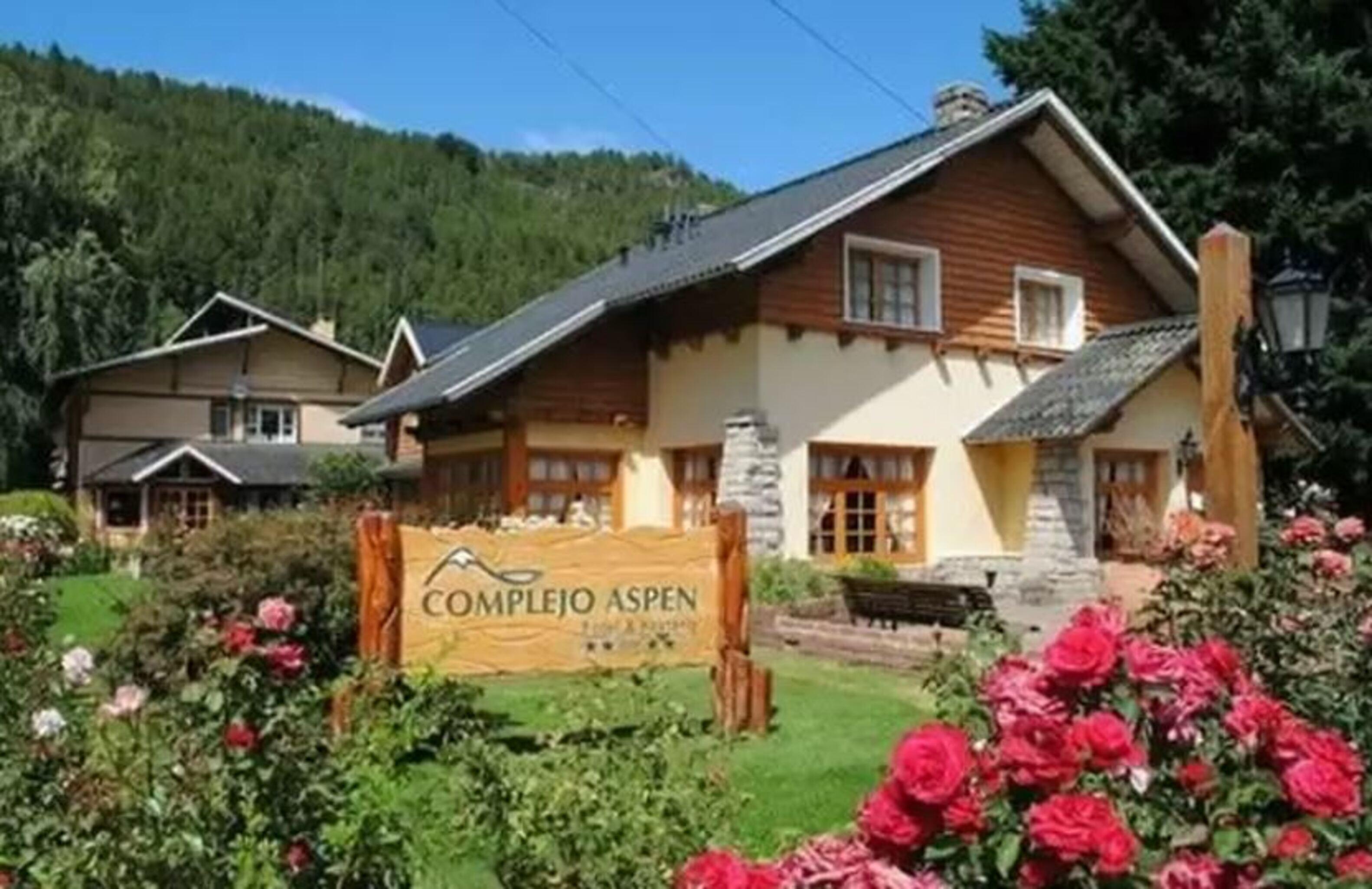 Vista Exterior Complejo Aspen