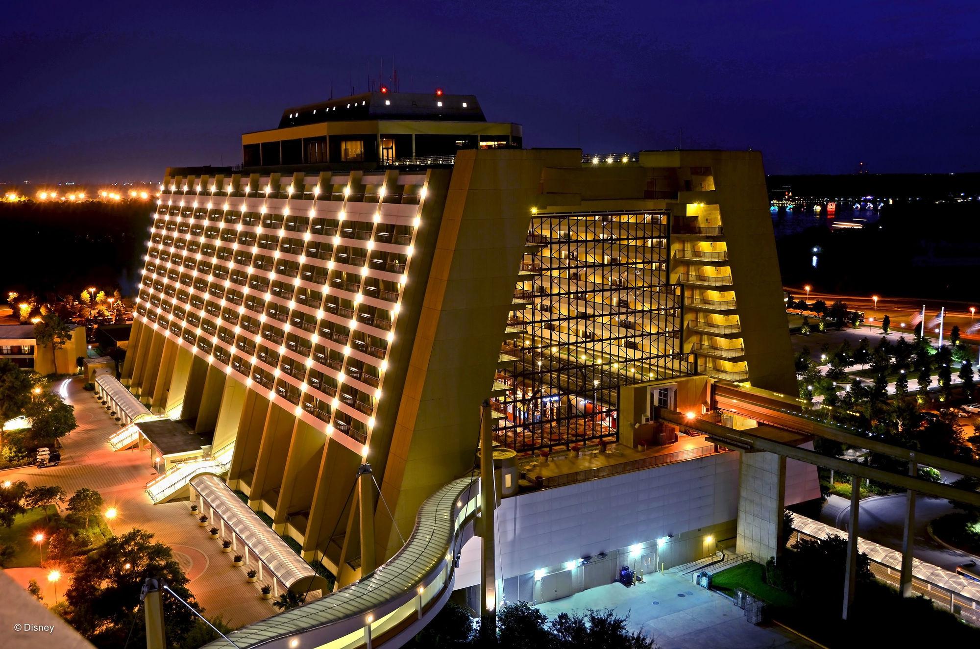 Vista Exterior Disney's Contemporary Resort