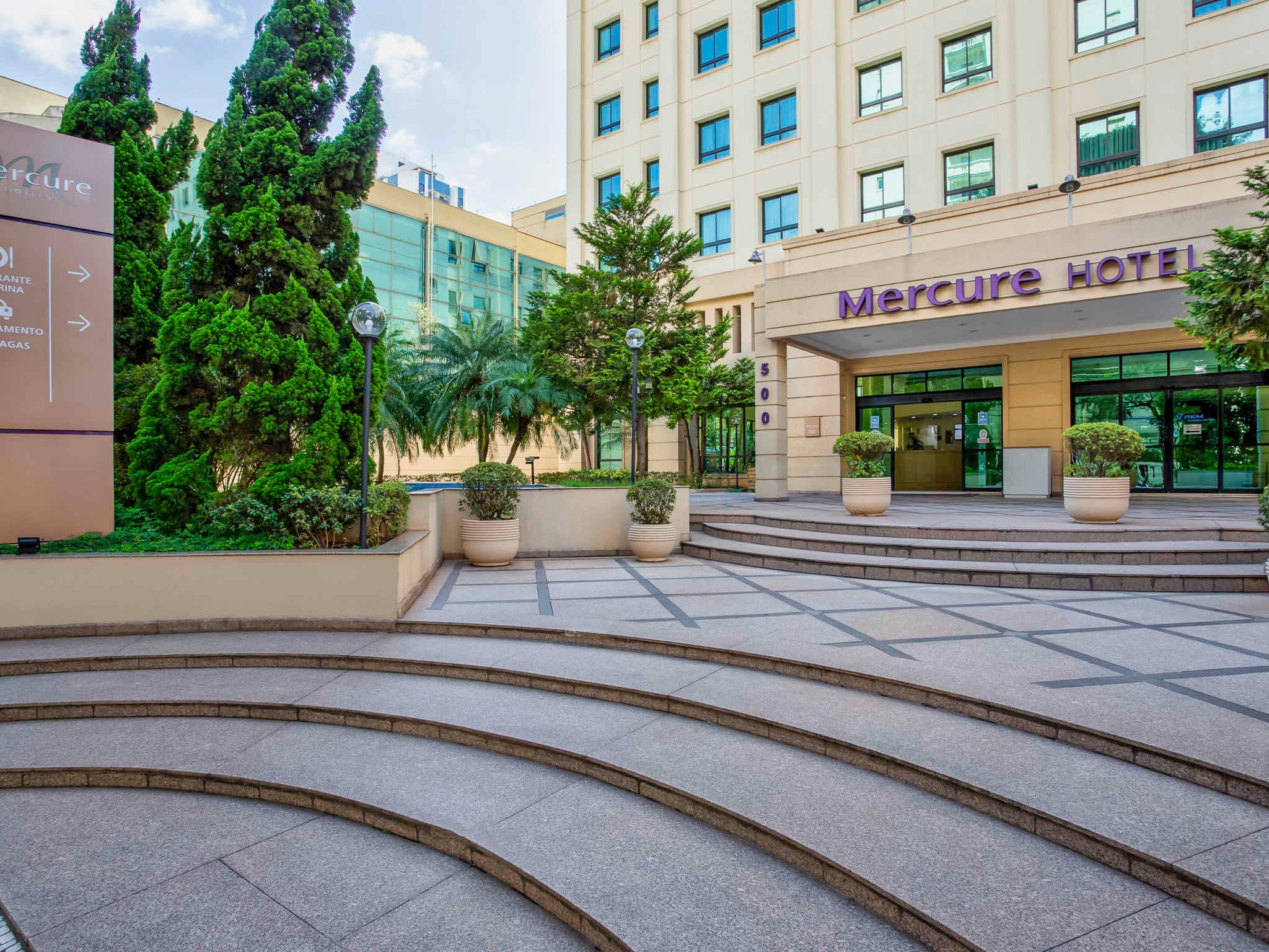 Vista Exterior Grand Mercure São Paulo Pinheiros