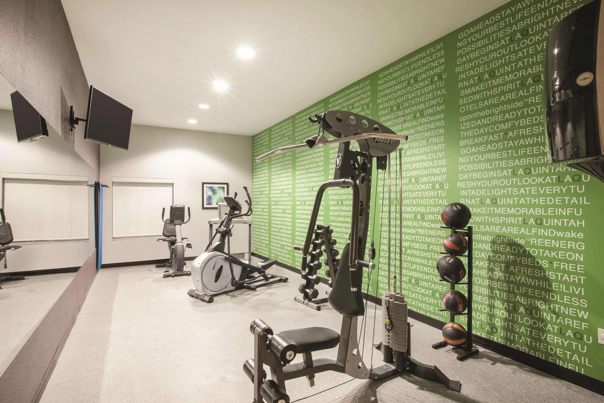 Gimnasio La Quinta Inn & Suites by Wyndham Mansfield TX