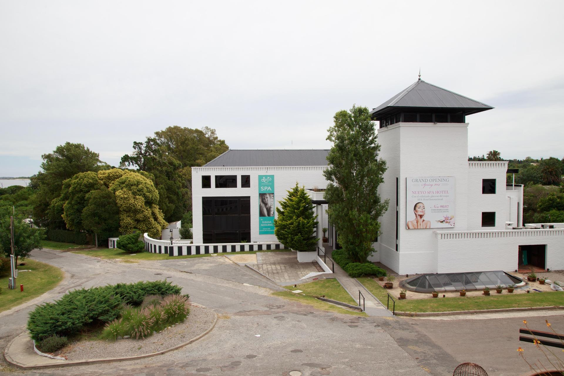 Vista Exterior Spa Hotel La Reserve