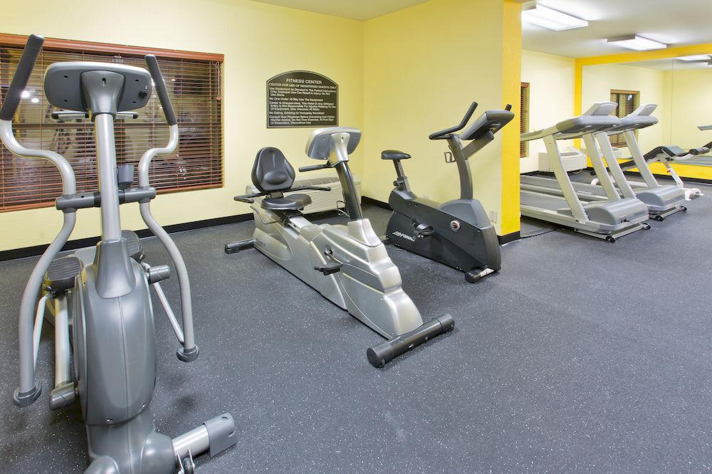 Gimnasio Holiday Inn Express & Suites Irving Dfw Airport North