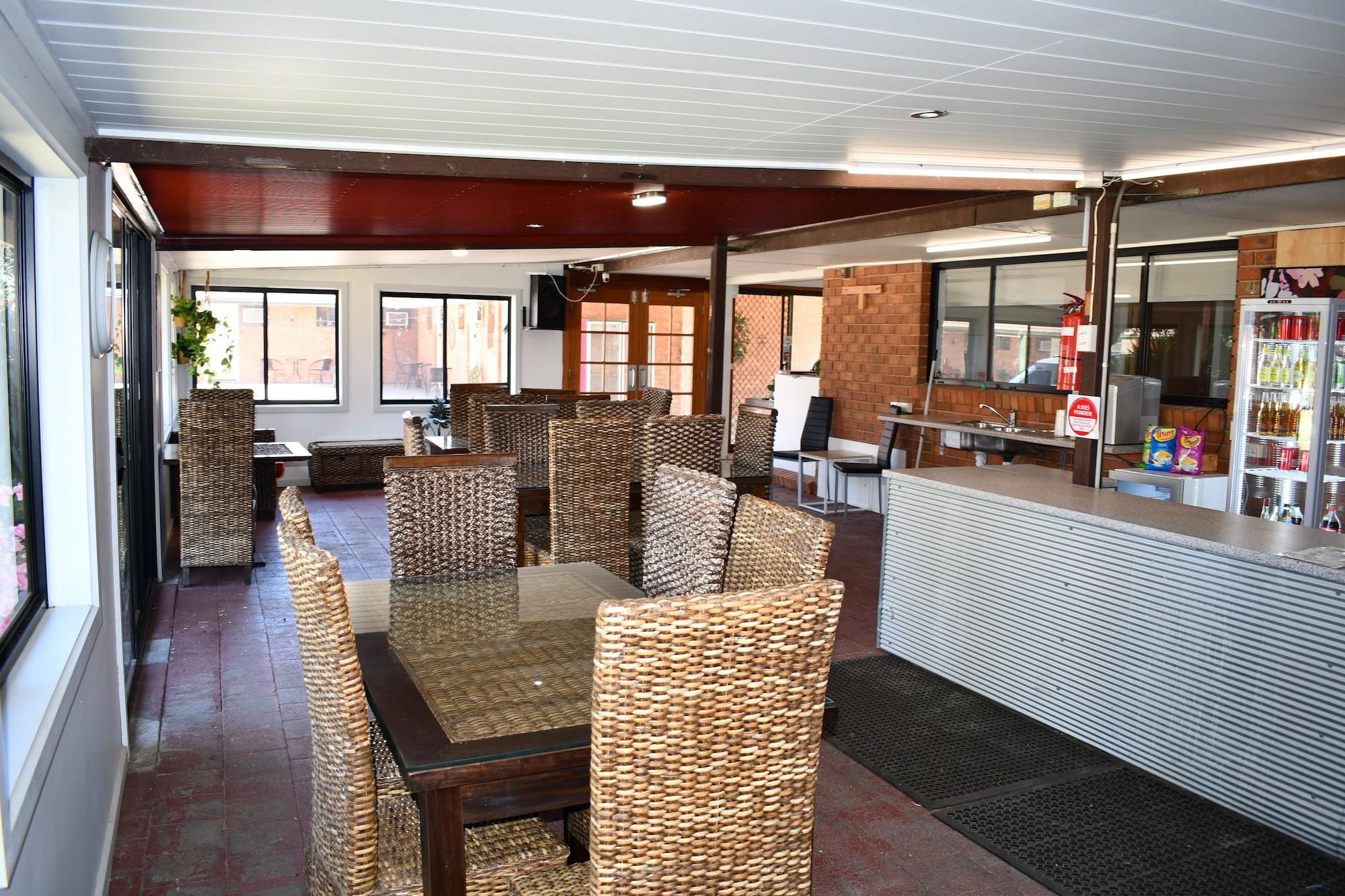 Bar/Salón Berrigan Motel