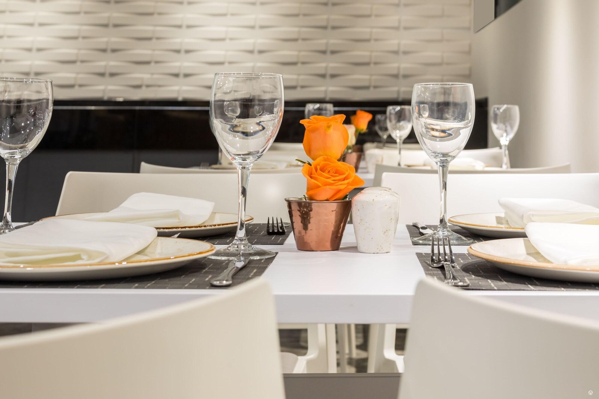 Restaurant Sonesta Hotel Bucaramanga