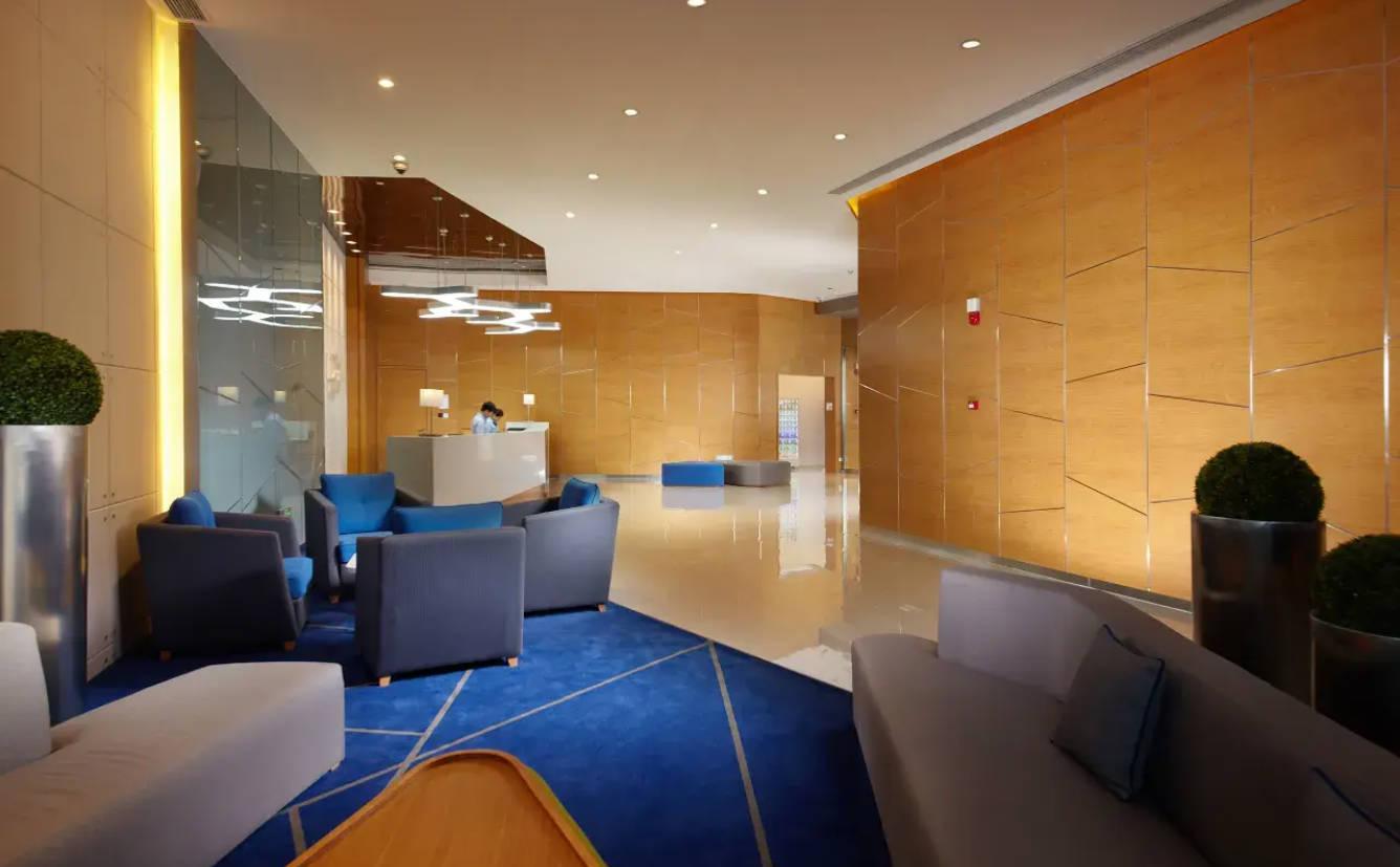 Vista Lobby Holiday Inn Express Handan East by IHG