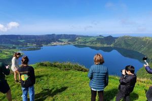 Actividad - Tour por Lagoa do Fogo y el Volcán de Sete Cidades