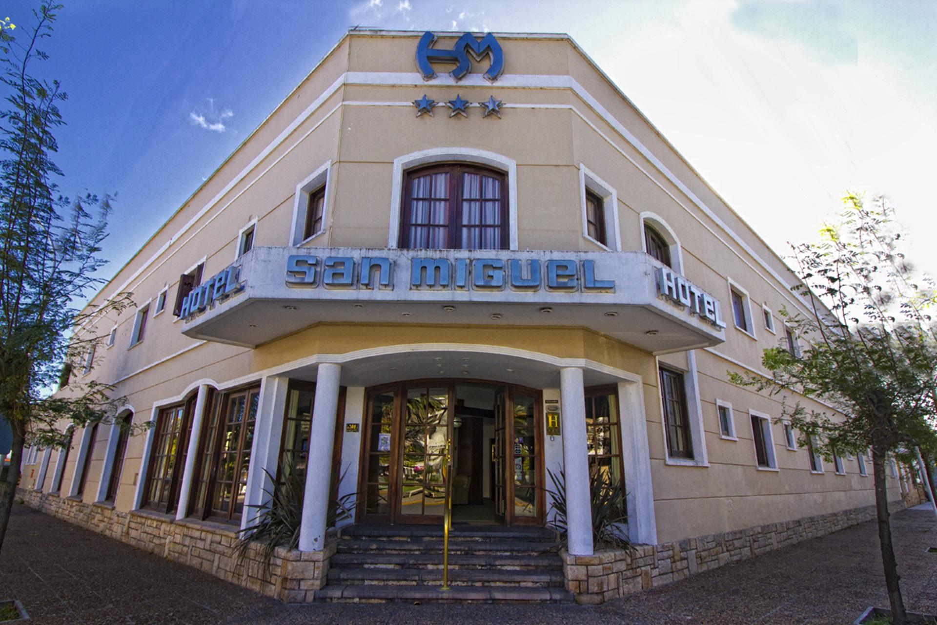 Vista Exterior Hotel San Miguel