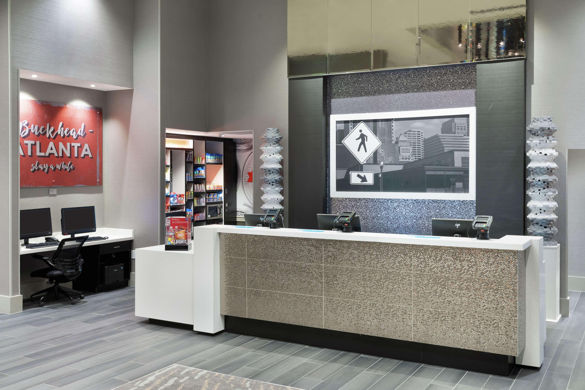 Vista Lobby Hampton Inn & Suites Atlanta Buckhead Place