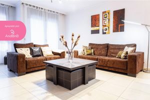 Alquiler Vacacional - Huge 3-Bedroom w Parking, 15 min to Ski Resort