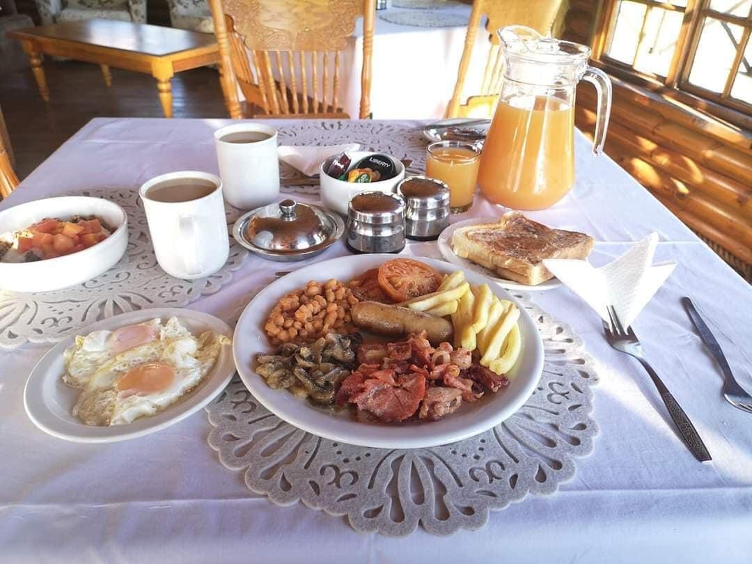 Restaurant Ledges Retreat