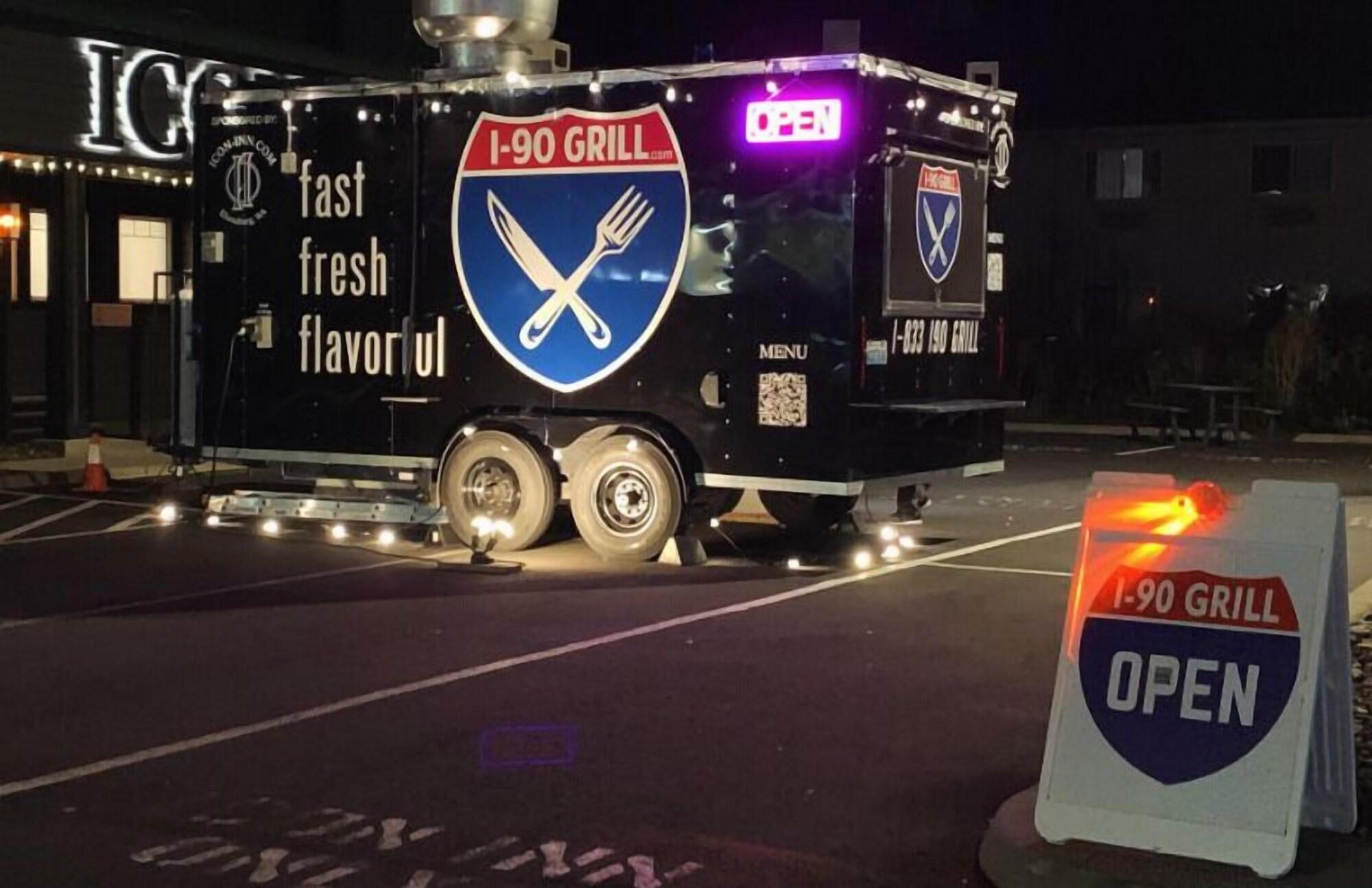 Vista Exterior Icon Inn