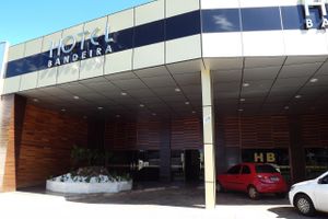 Alojamiento - Hotel Três Bandeiras