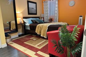 Alquiler Vacacional - Walkout 1 Beb, 1 Bath Bsmnt Apt