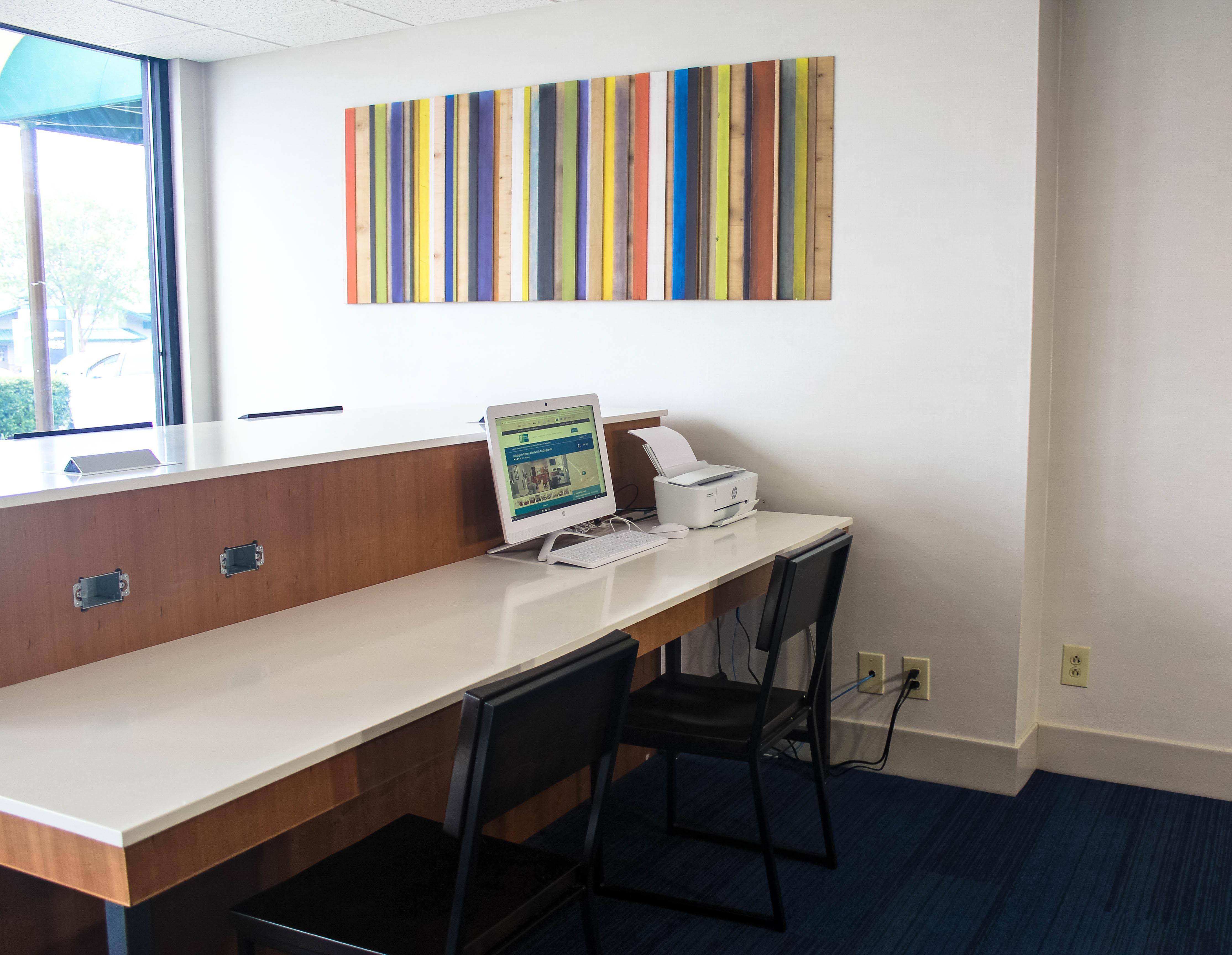 Vista Lobby Holiday Inn Express Atlanta W/ I-20/ Douglasville by IHG