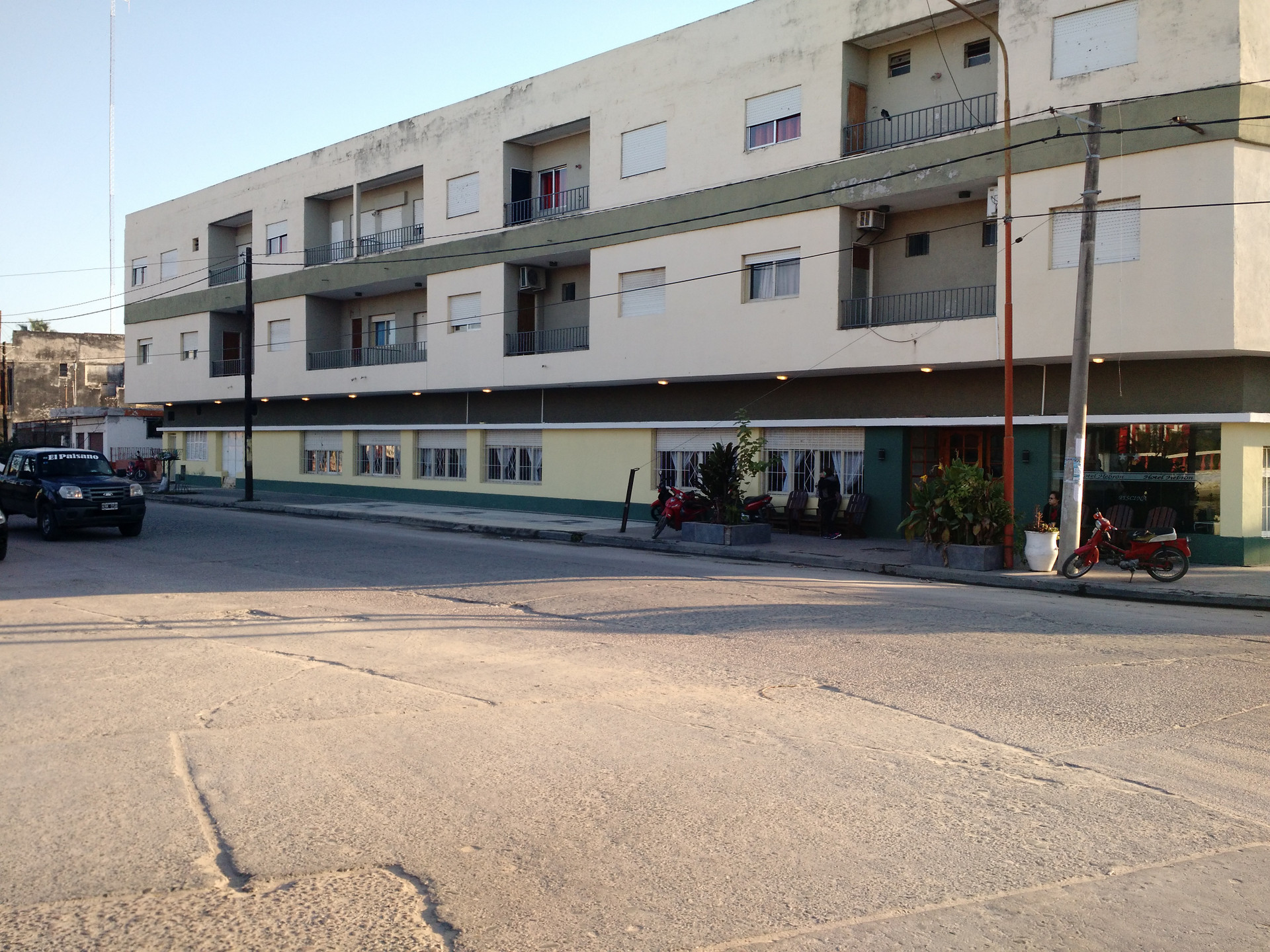 Vista Exterior Hotel Hebron