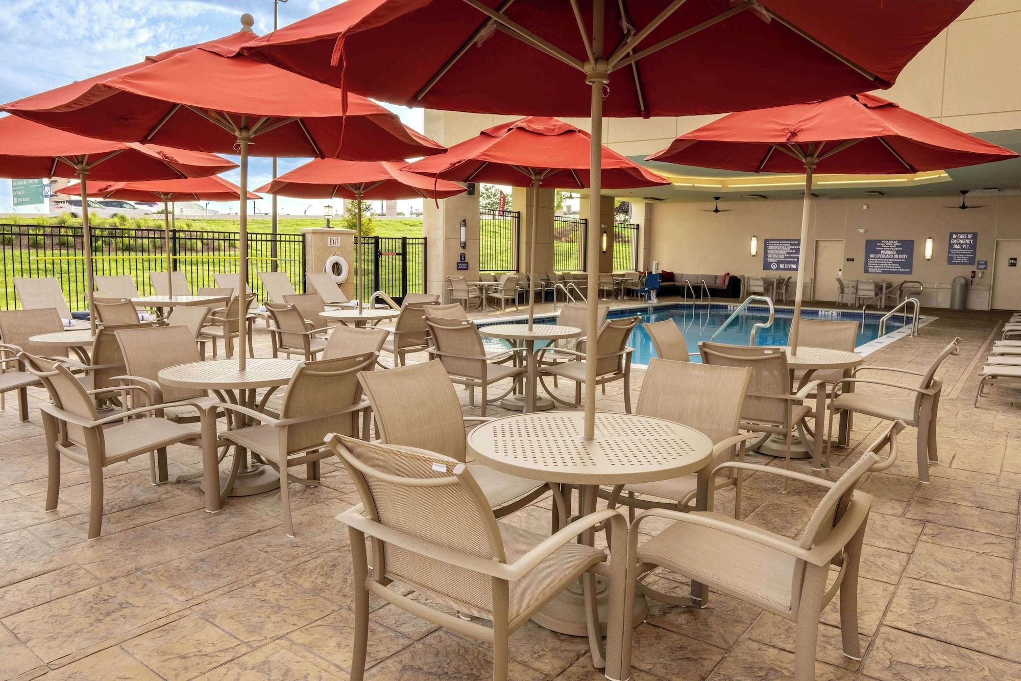 Vista Piscina Drury Plaza Hotel Dallas Arlington