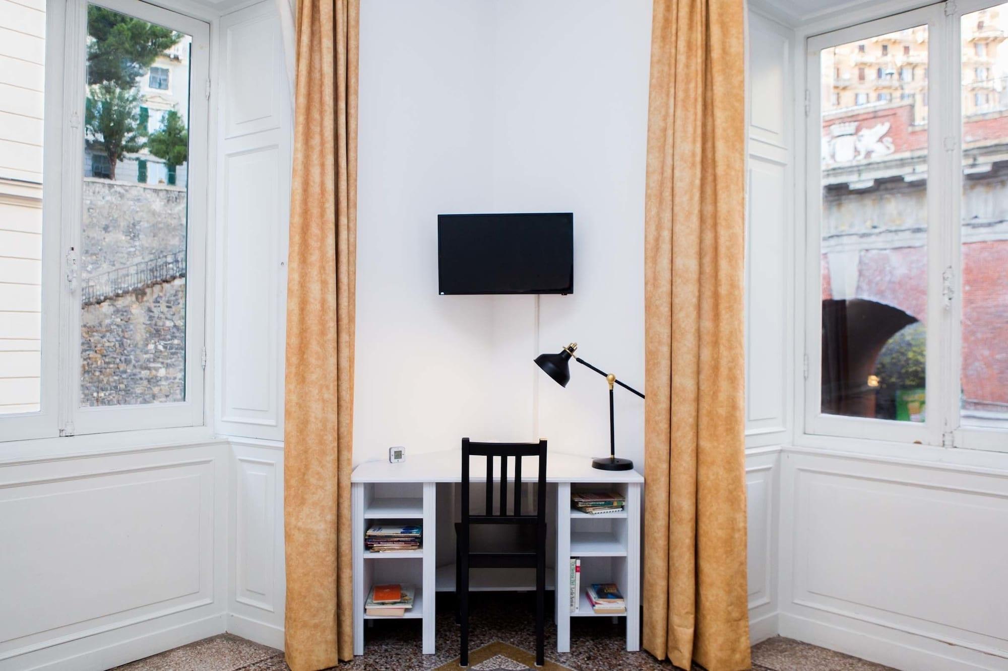 Equipamiento de Habitación Leone X Genova