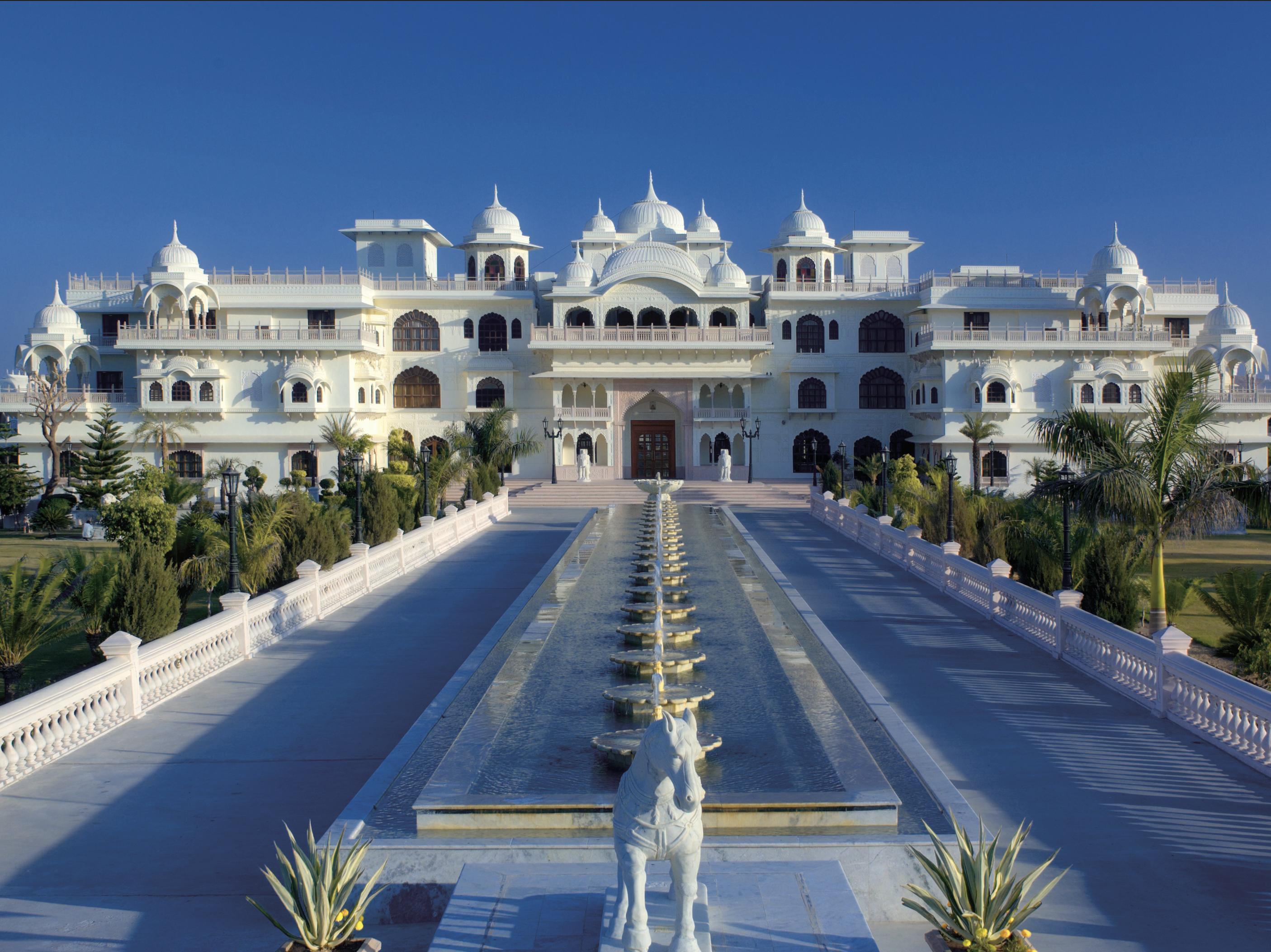 Vista Exterior Shiv Vilas