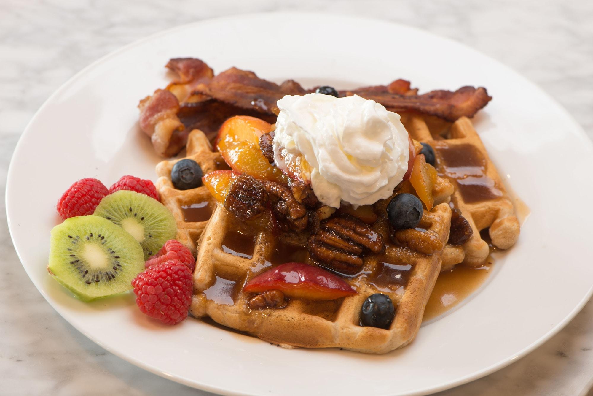 Restaurant The Outlook Inn