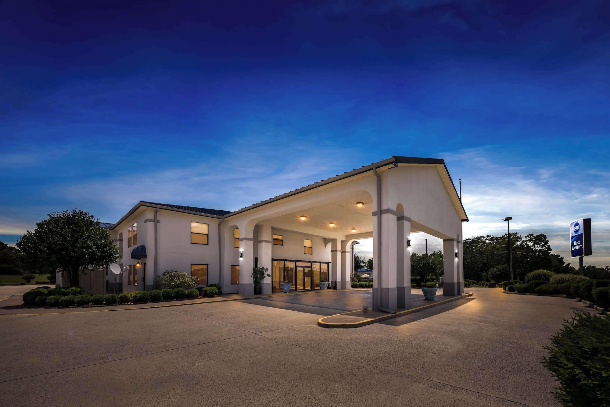 Varios Best Western Inn
