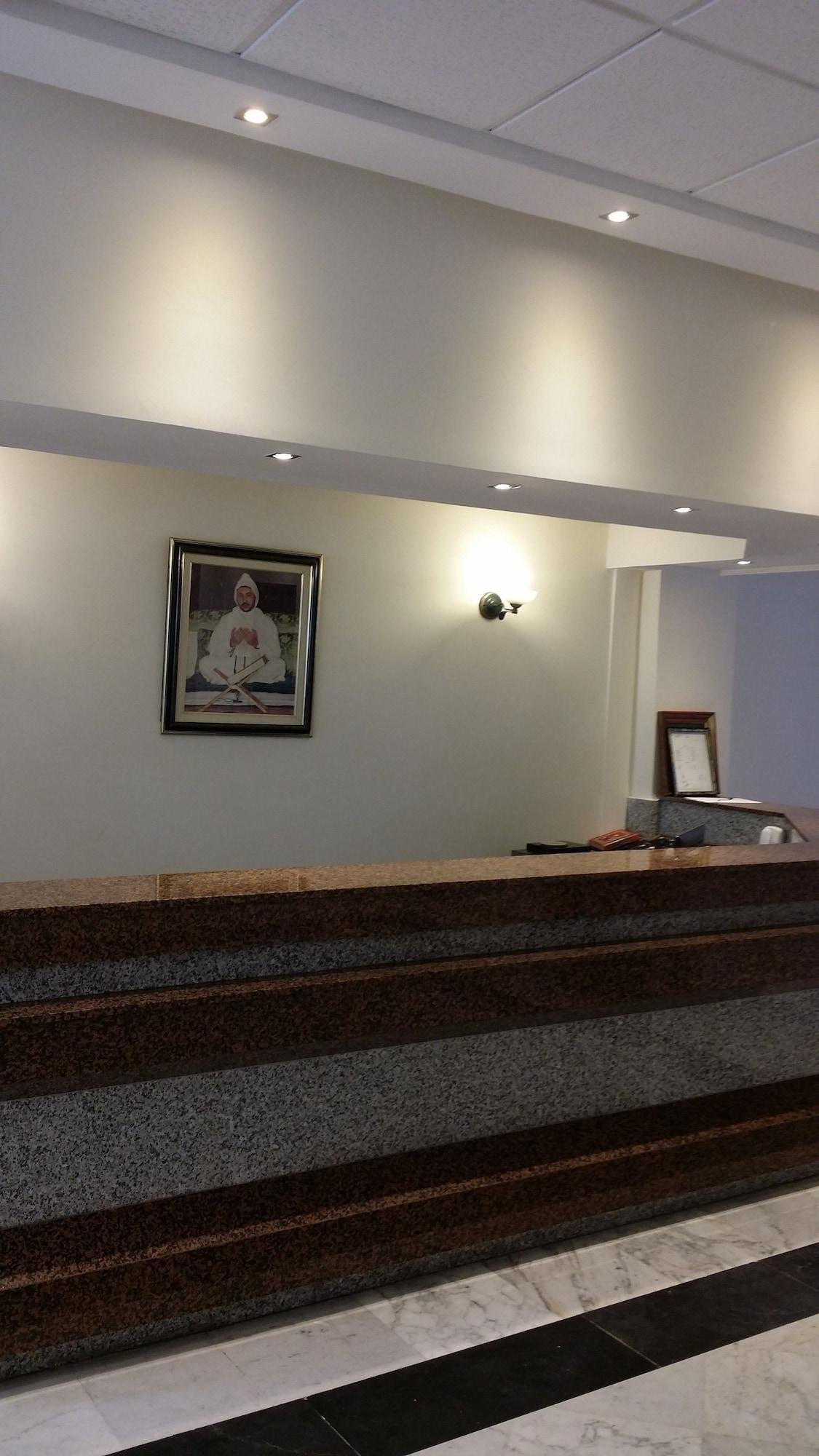Vista Lobby Sahara Line Hotel