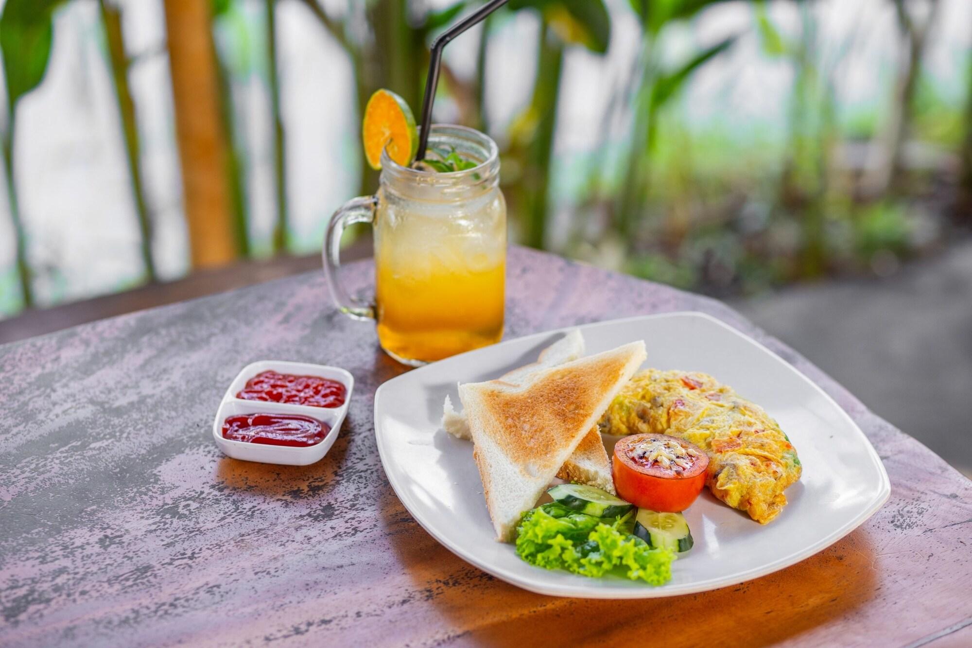 Restaurant OYO 1207 Pondok 789 Near Canggu Echo beach