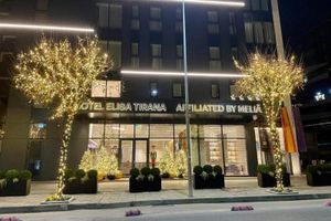 Pacote - Hotel Elisa Tirana, Affiliated by Meliá