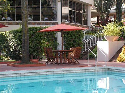 Vista Piscina Kivi Milimani Hotel
