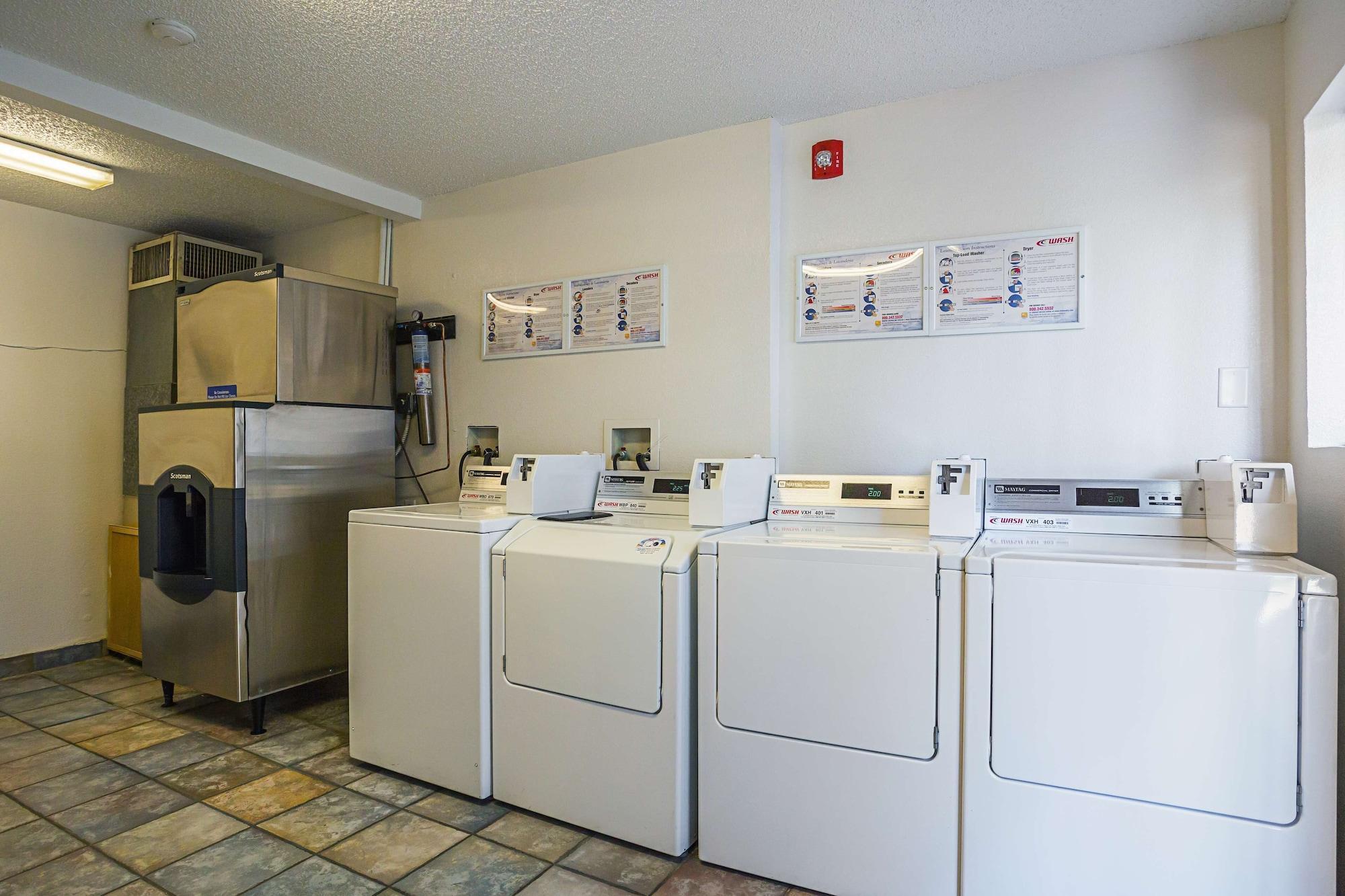 Instalaciones Recreativas Motel 6 Yuma, AZ - East