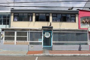 Alojamiento - Urbana Hostel