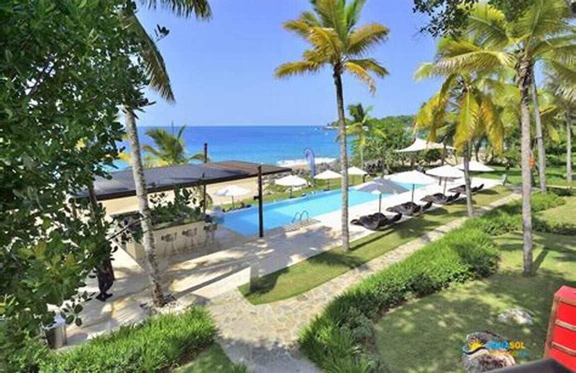 Vista Piscina Infiniti Blu 2 bedroom suite with AC, WIFI, Free Breakfast and airport shuttle.