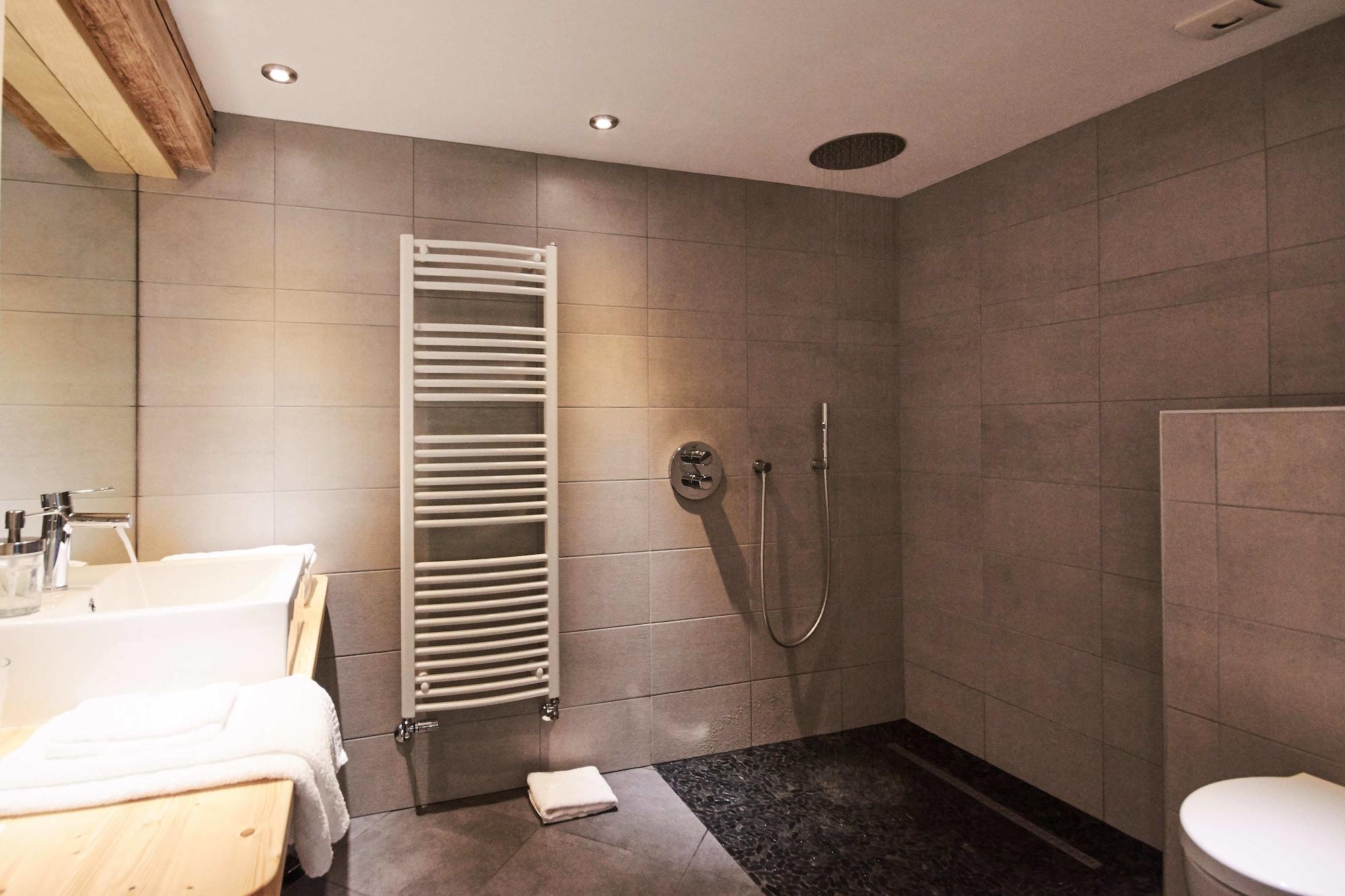 Equipamiento de Habitación La Foyère