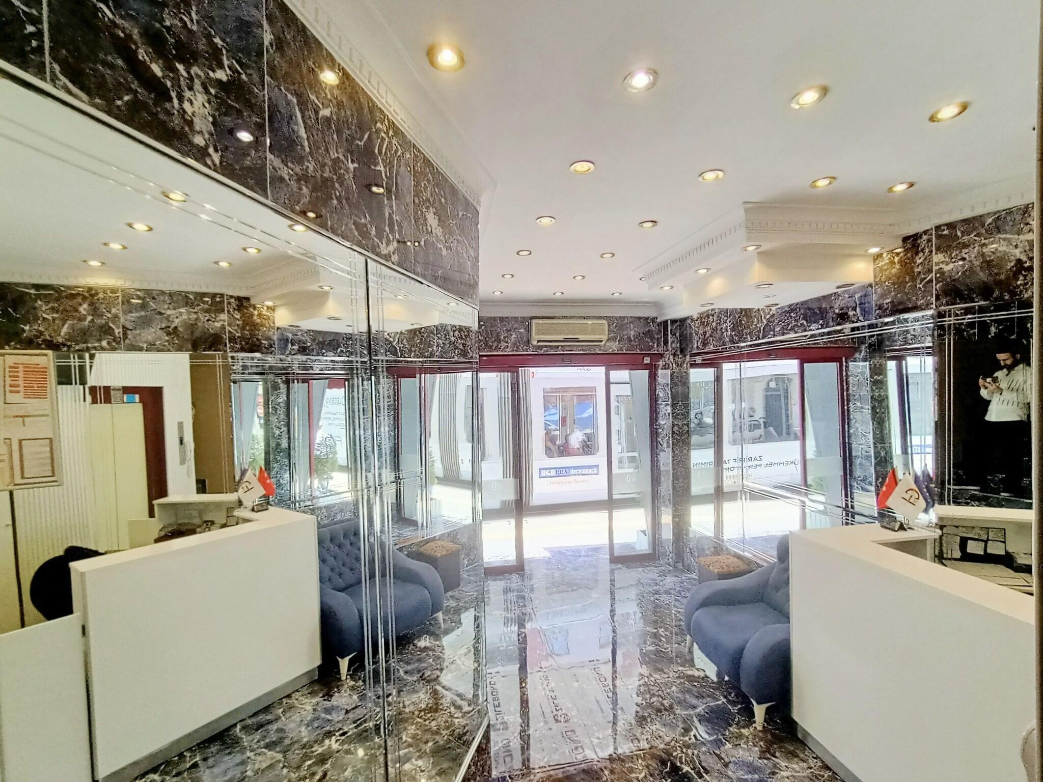 Vista Lobby Ceylan Hotel