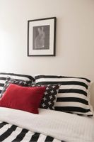 Alquiler Vacacional - Newly Renovated 1 BR in Art Deco Architectural Gem, Steps to L & Free Parking