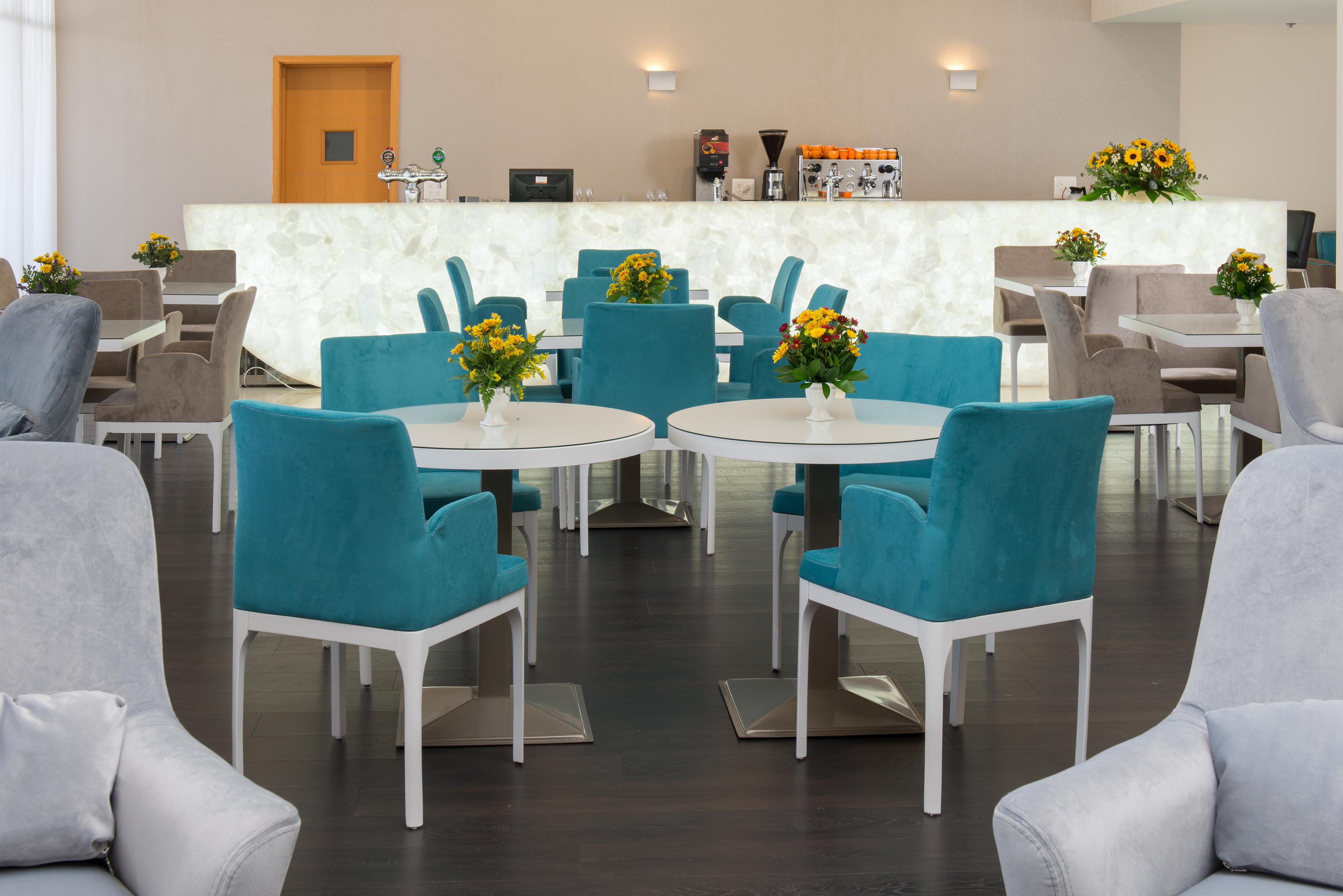 Vista Lobby Tamara Ashkelon