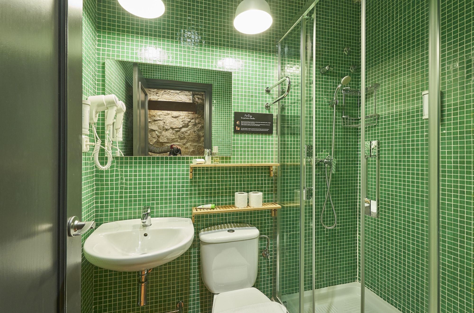 Equipamiento de Habitación AinB Las Ramblas-Guardia Apartments