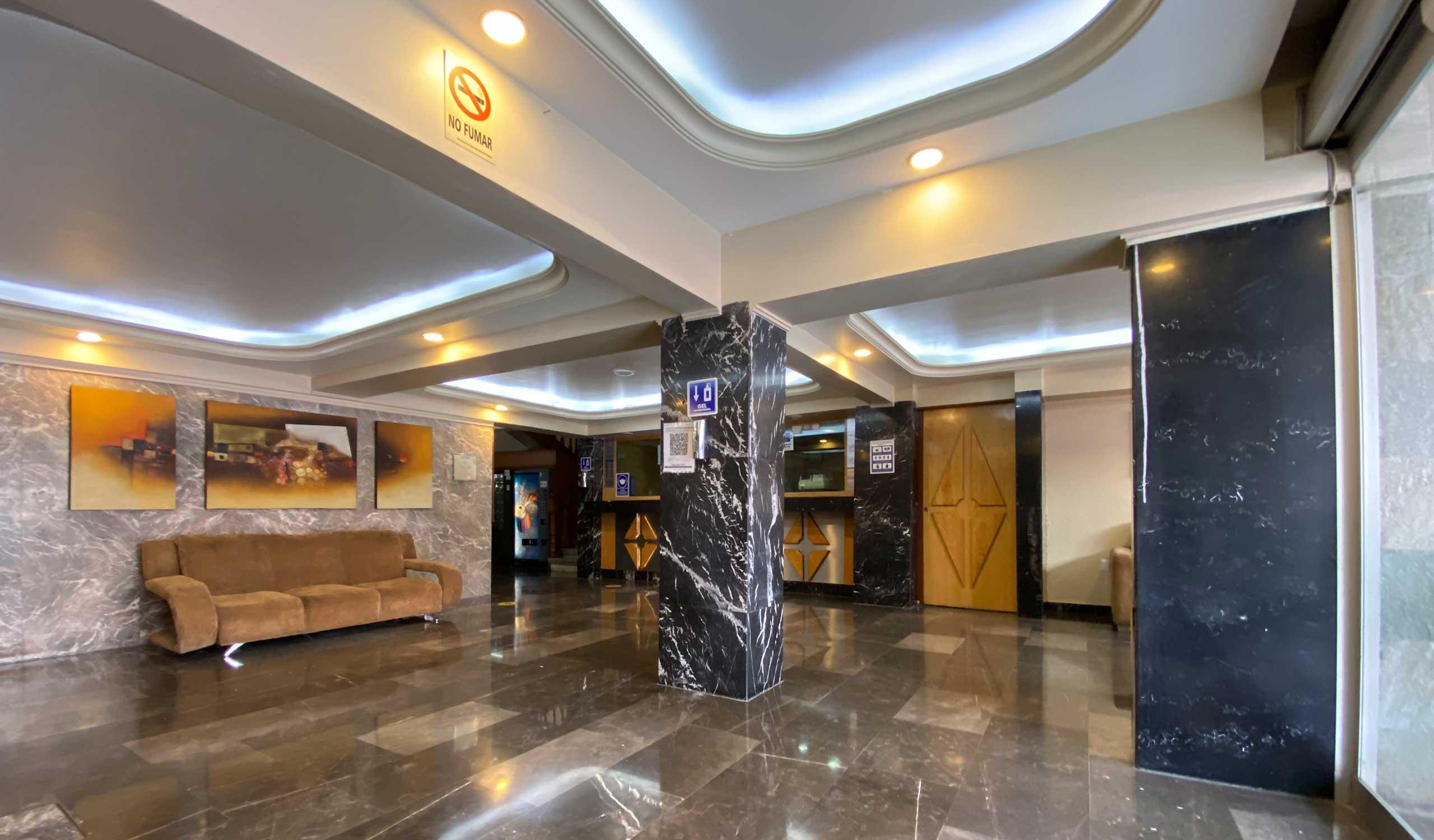 Vista Lobby Hotel San Diego