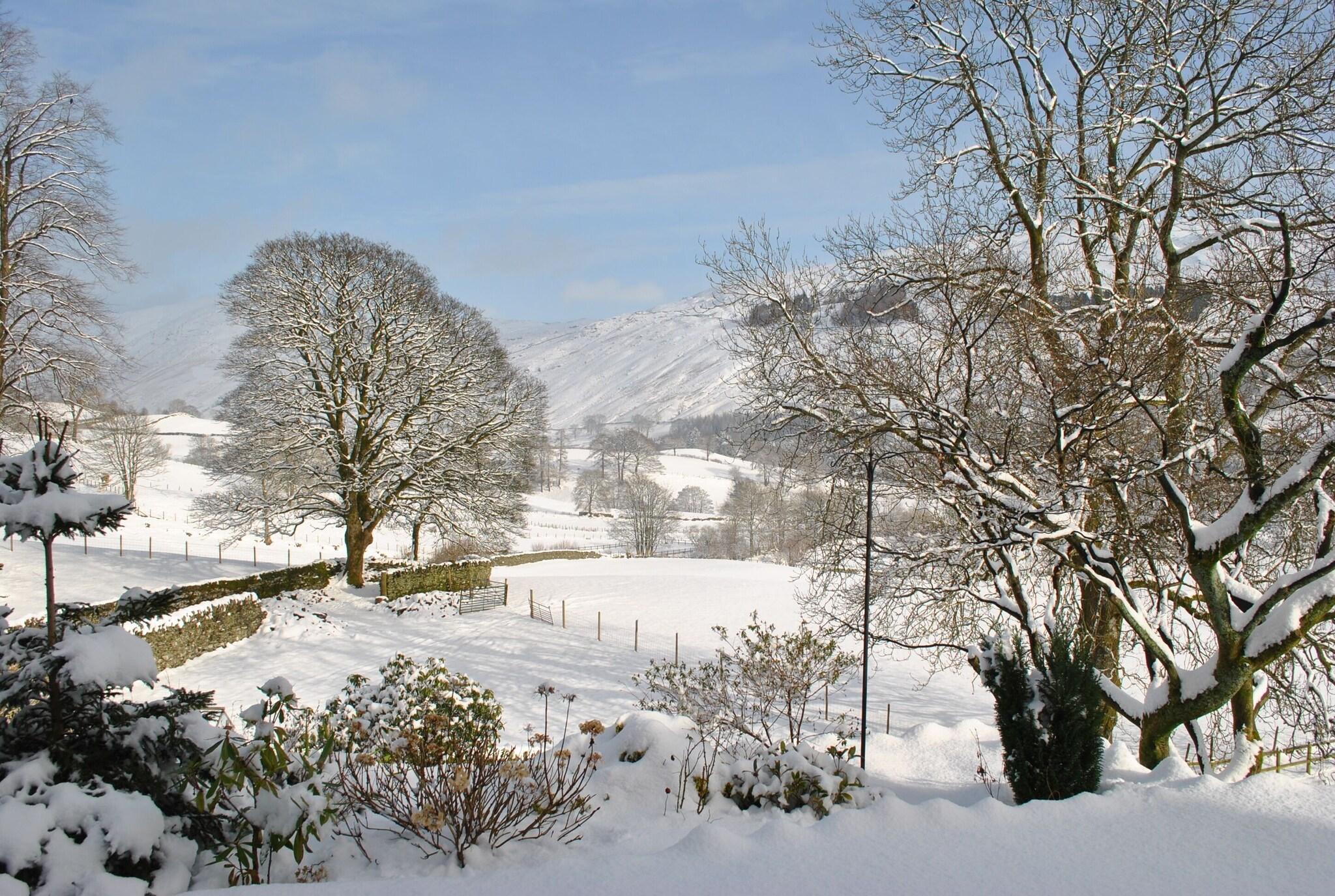 Vista Exterior High Fold Guest House