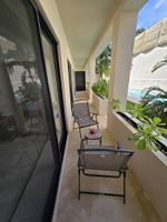 Alquiler Vacacional - Brand New 2-bedroom 2-Bath. Rooftop Pool. 5 min walk to beach. Private parking.