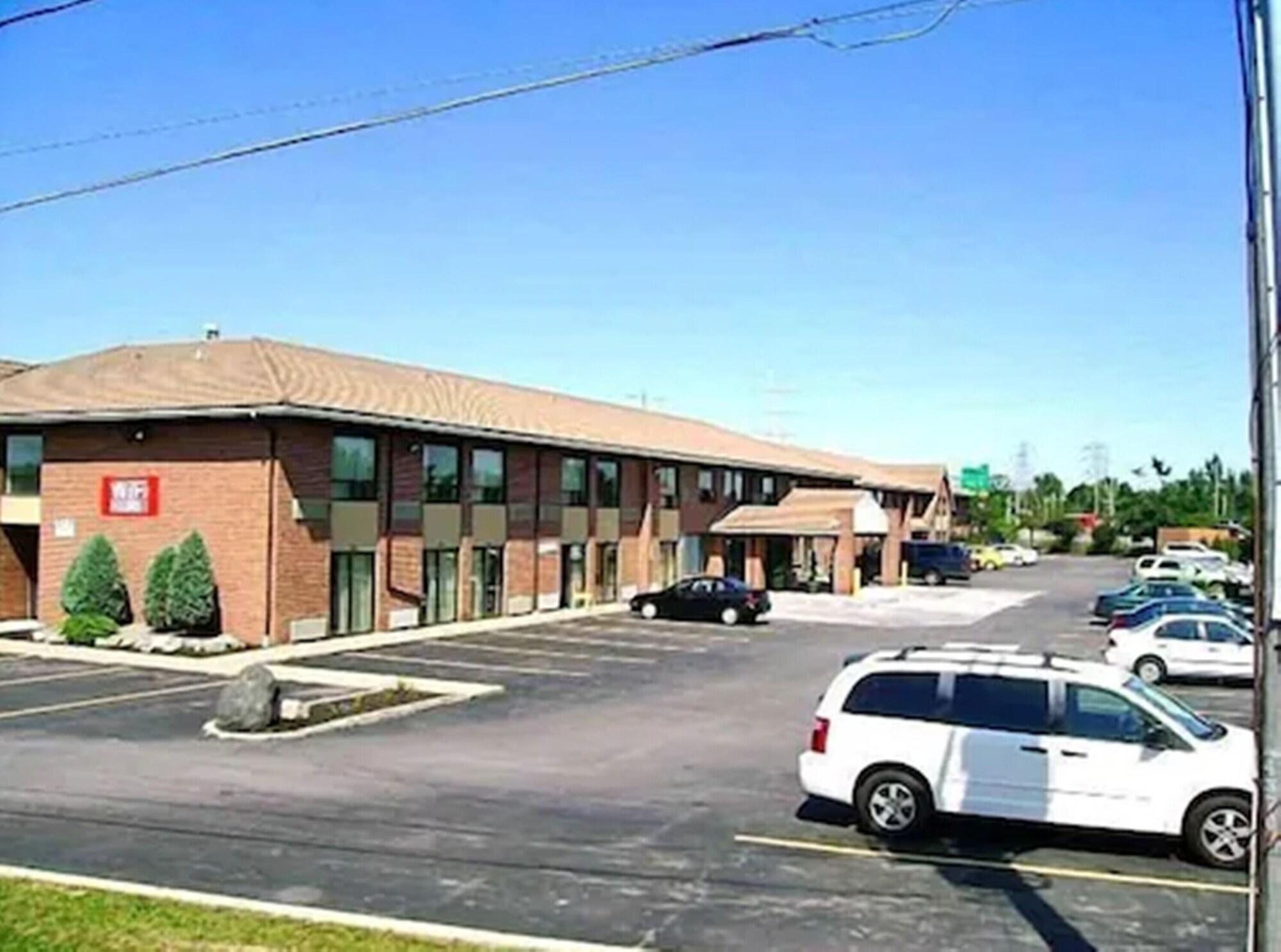 Vista Exterior Motel 6 Albany, NY