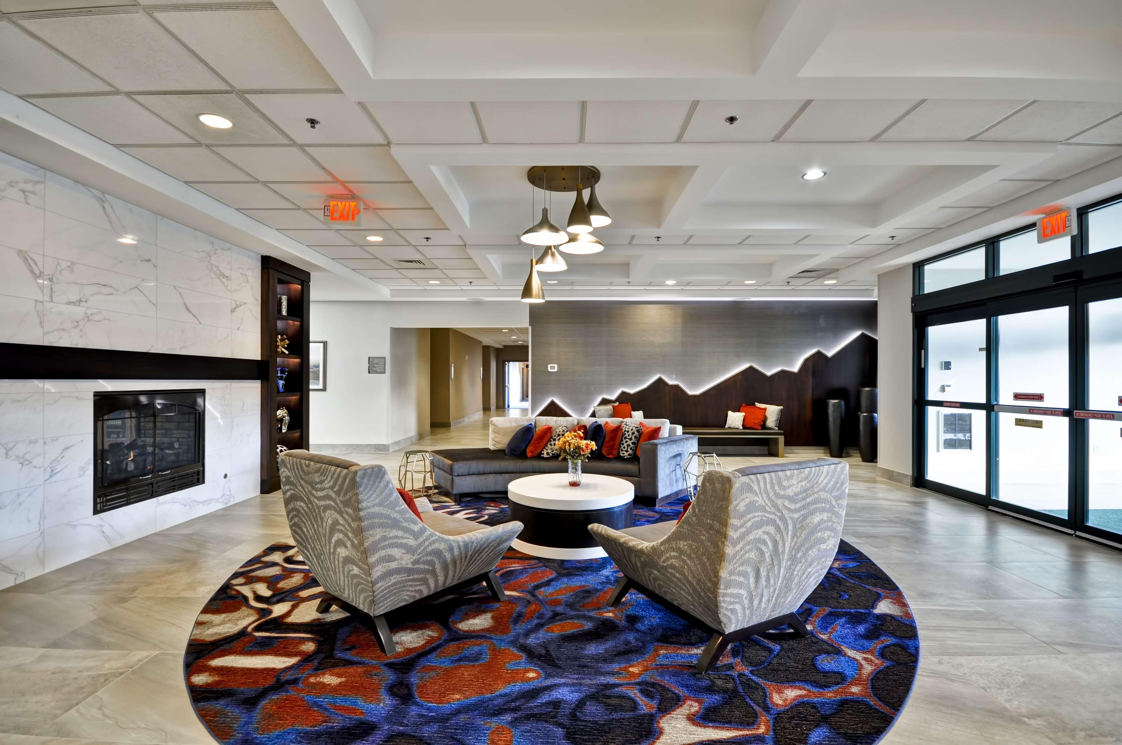 Vista Lobby Homewood Suites by Hilton-Hartford South-Glastonbury, CT