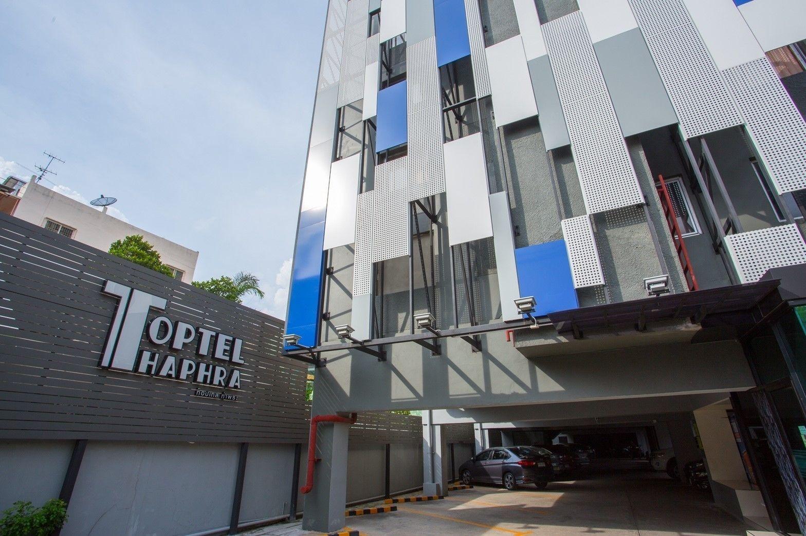 Vista Exterior Toptel Thaphra