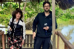 Actividad - Paseo en barco por el río Ucayali + Visita a un centro de rescate