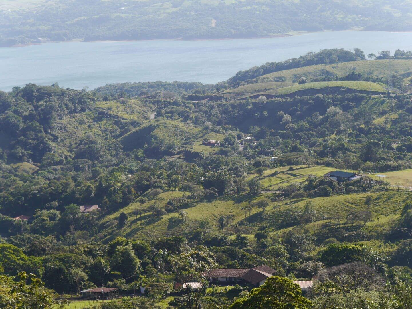 Vista Exterior Refugium Silent Wings With Natural Pool