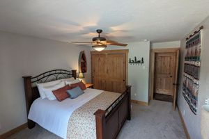 Alquiler Vacacional - Escape to Shadow Mountain Lake