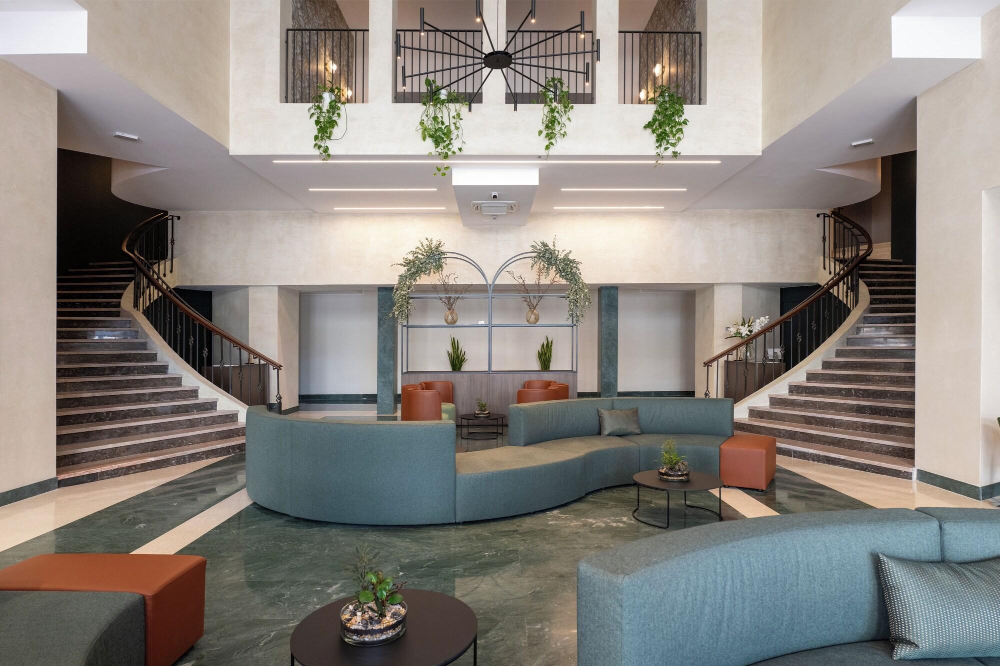 Vista Lobby Carlton