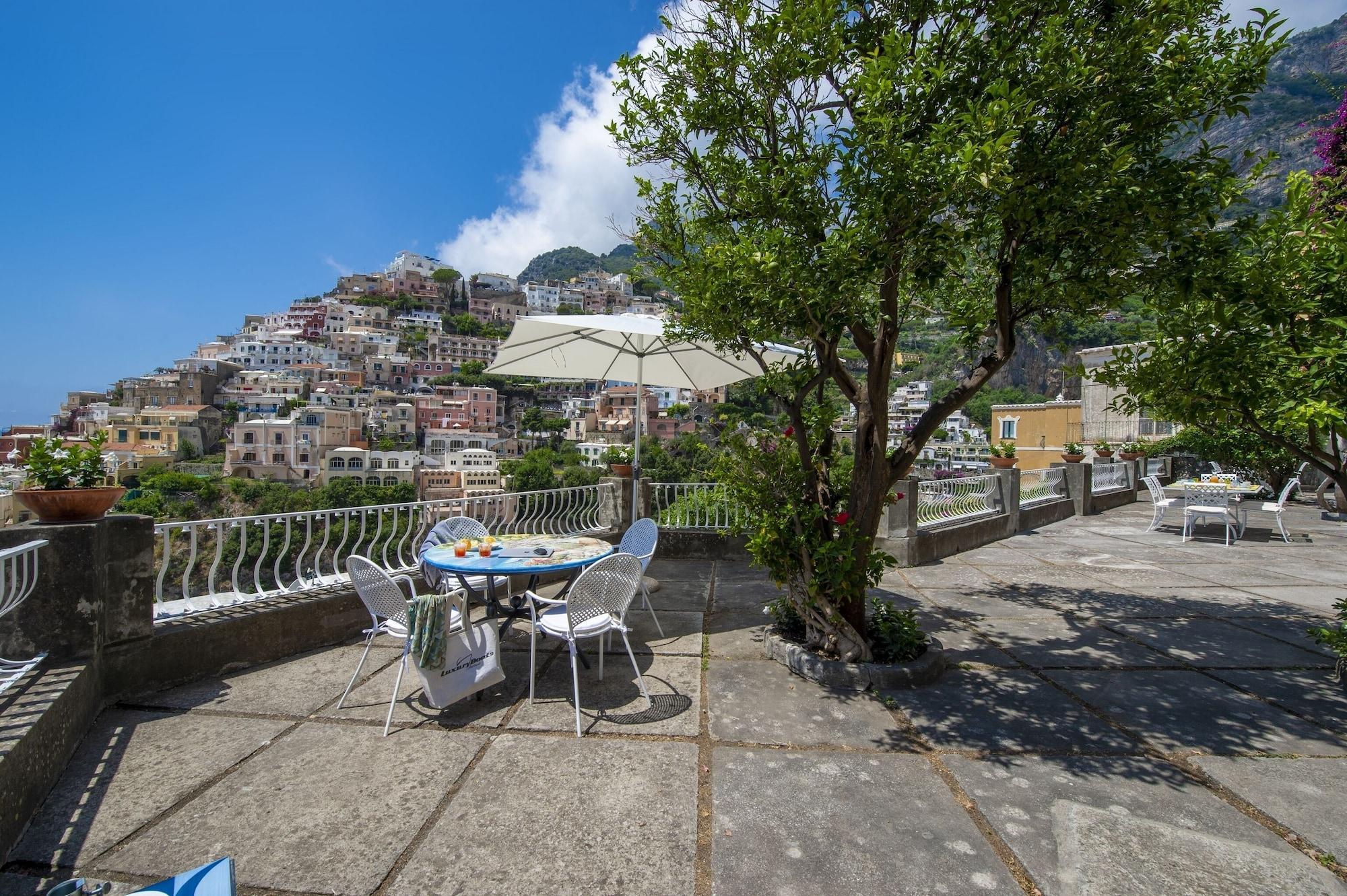 Varios Villa Dalu